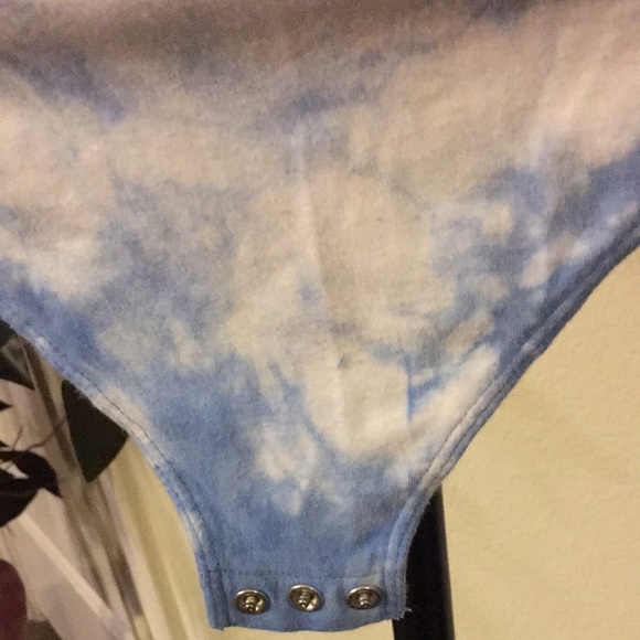 Blue and white PINK Bodysuit - Picture 4 of 7